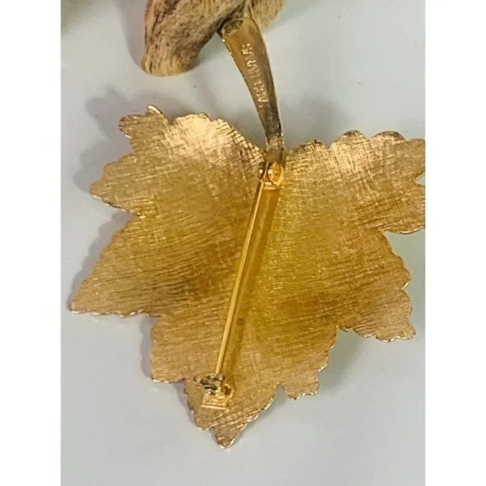 Vintage Sarah Coventry Gold Tone Faux Pearl Leaf Brooch